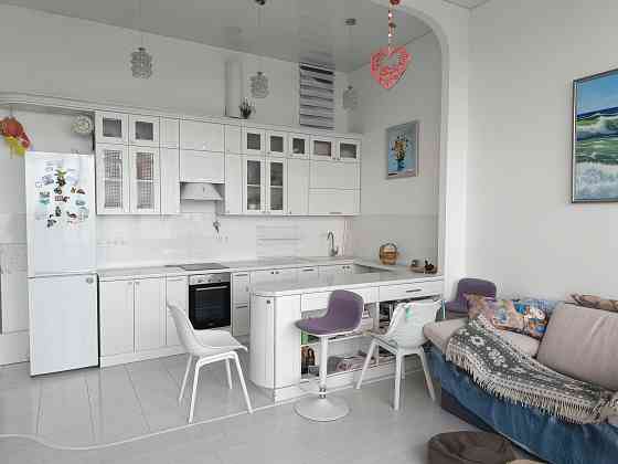 Продам евродвушку с паноромным видом на море Черноморск! Черноморск