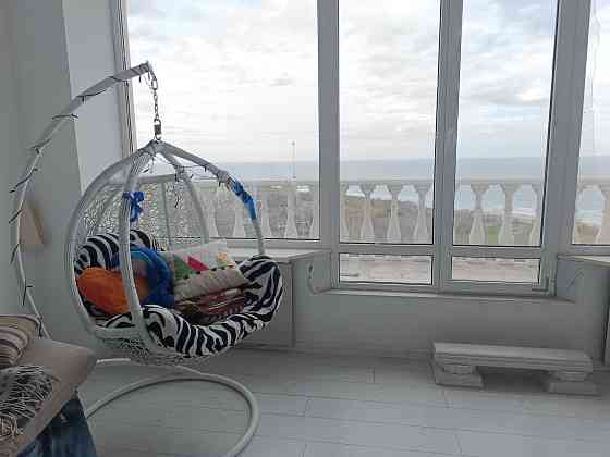 Продам евродвушку с паноромным видом на море Черноморск! Черноморск