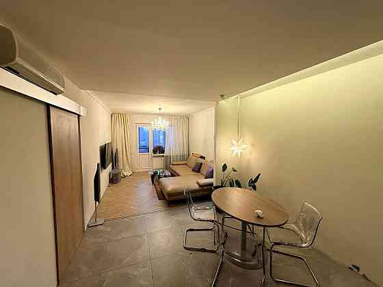 Сучасна 3-к квартира 100 м² з ремонтом в стилі  LOFT вул Бальзака 55-В Киев