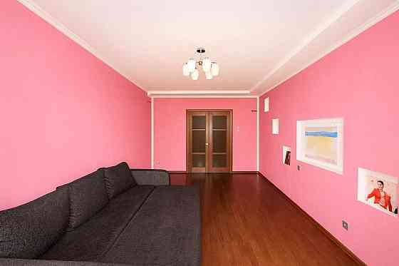 Простора та затишна 3-кімнатна квартира 90 м² П. Григоренка 14 Киев