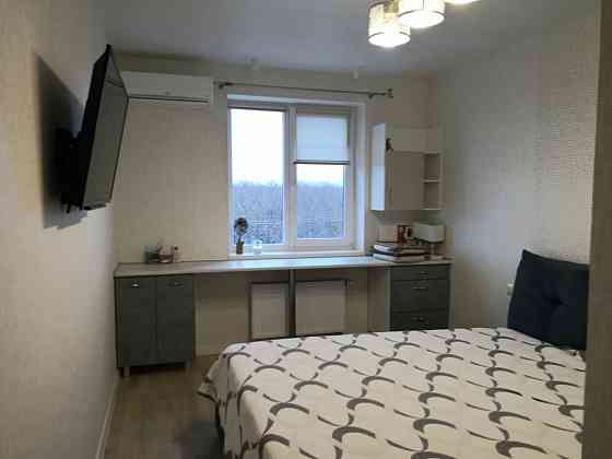 Алексеевка, новострой. Продам 2х комнатную изолированную квартиру. Харків