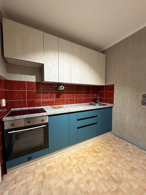 не високий поверх, Продається квартира, 3хв метро Харківська Киев - изображение 1