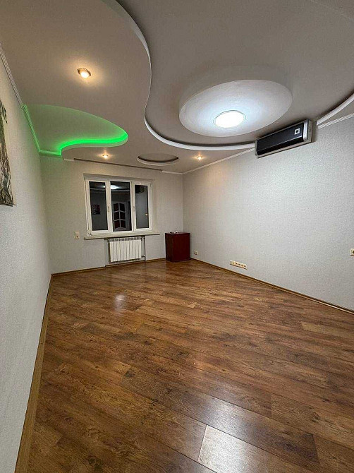 не високий поверх, Продається квартира, 3хв метро Харківська Киев - изображение 8