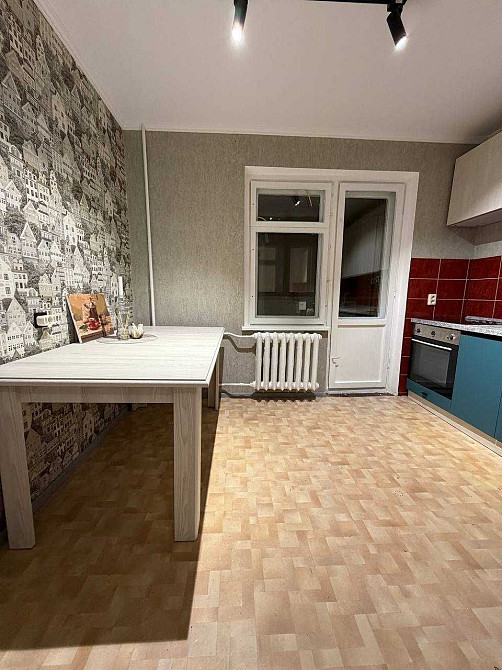 не високий поверх, Продається квартира, 3хв метро Харківська Киев - изображение 2