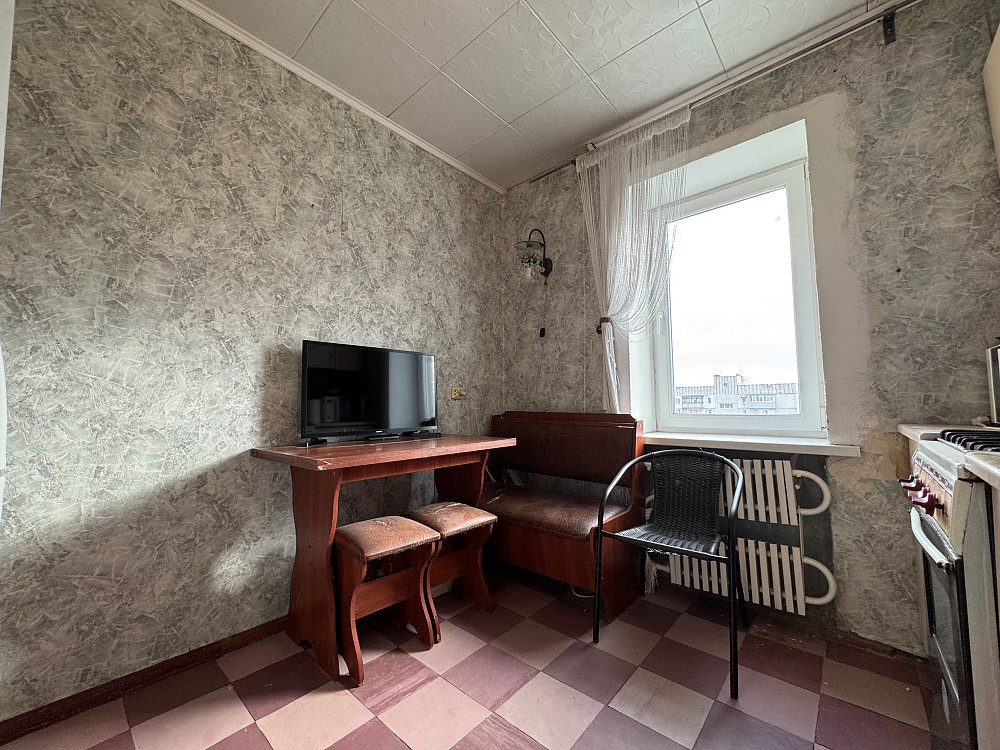 Снимите двухкомнатную квартиру на улице Василя Макухи, район Образцова Дніпро - зображення 3