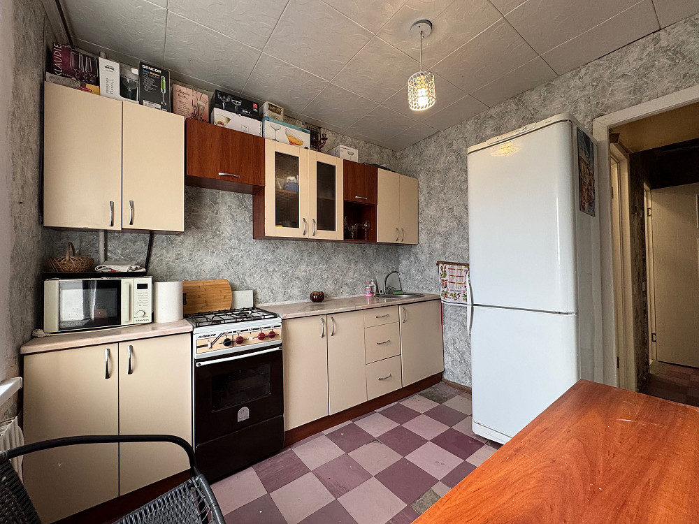 Снимите двухкомнатную квартиру на улице Василя Макухи, район Образцова Дніпро - зображення 1