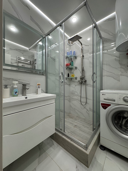 Снимите двухкомнатную квартиру на улице Василя Макухи, район Образцова Дніпро - зображення 6