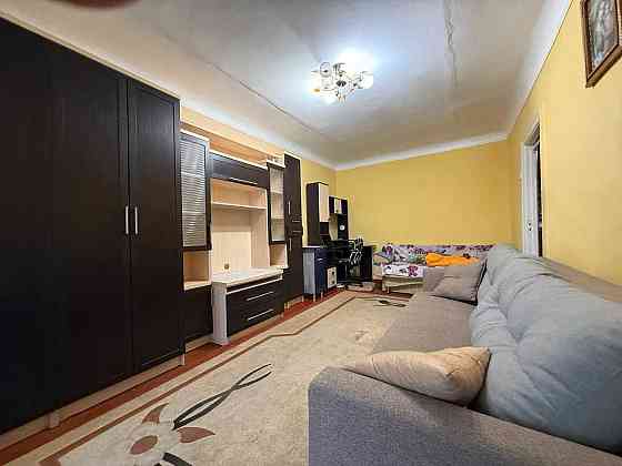 Здам в оренду бюджетну теплу квартир на 2 поверсі в центі міста Івано-Франківськ