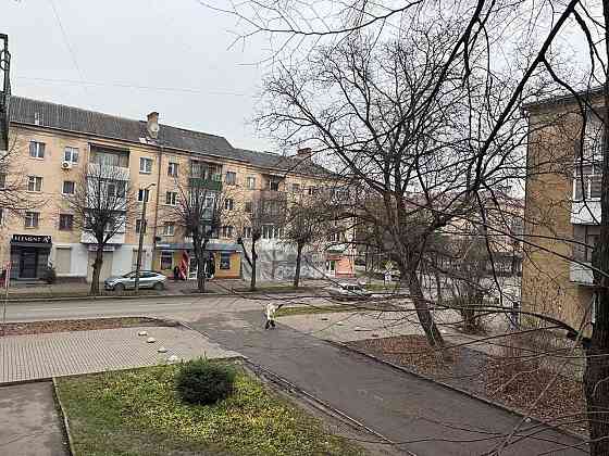 Здам в оренду бюджетну теплу квартир на 2 поверсі в центі міста Івано-Франківськ