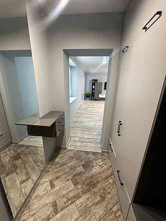 Оренда 2 кімнатної новобудови з зарядкою власного електрокару Рівне