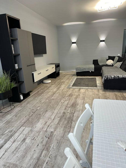 Оренда 2 кімнатної новобудови з зарядкою власного електрокару Рівне - зображення 7