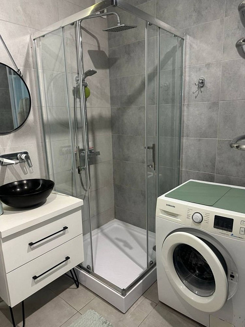 Оренда 2 кімнатної новобудови з зарядкою власного електрокару Рівне - зображення 3