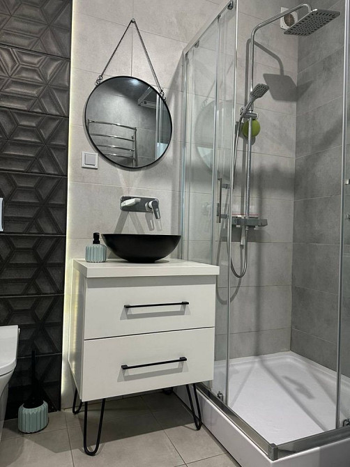 Оренда 2 кімнатної новобудови з зарядкою власного електрокару Рівне - зображення 1