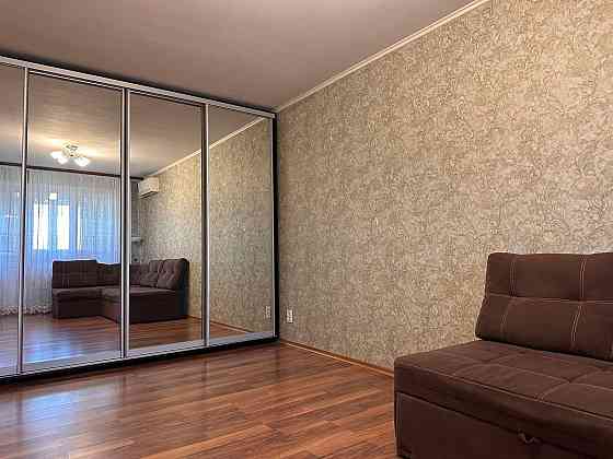 Снимите двухкомнатную квартиру в районе Вавилона, улица Бердянская Дніпро