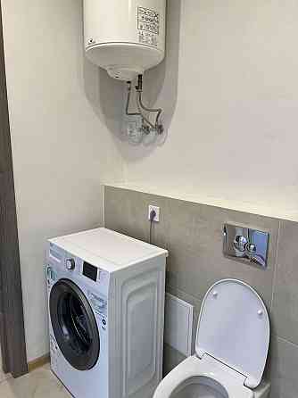 Світла 1-кімнатна квартира 40 м² біля метро Славутич — новий ремонт Київ