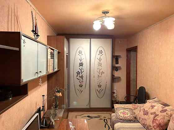 Продам 2 ком квартиру на П. Поле возле метро Бот. сад Харків