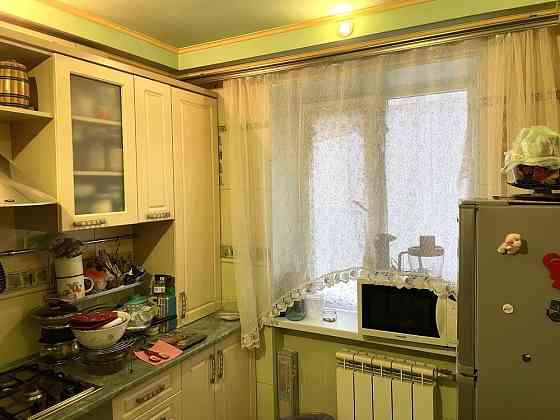 Продам 2 ком квартиру на П. Поле возле метро Бот. сад Харків