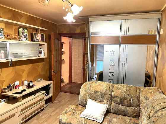 Продам 2 ком квартиру на П. Поле возле метро Бот. сад Харків