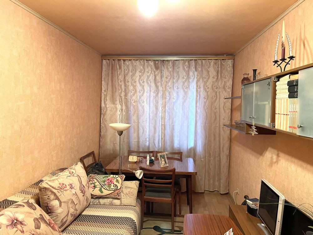 Продам 2 ком квартиру на П. Поле возле метро Бот. сад Харків - зображення 1