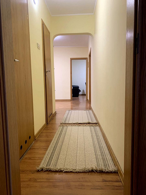 Простора 2-кімнатна квартира 82 м² вул. Бориса Гмирі 9-В Киев - изображение 8