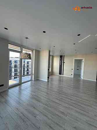 Продам двокімнатну квартиру в ЖК Фемелі Плаза Yulia Івано-Франківськ