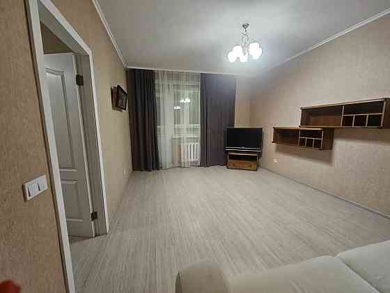 Продам 1-кімнатну квартиру метро Деміїївська 15 хв Саперно-Слобідська Київ