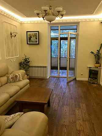 Продам 2-кімнатну квартиру 60,05 м², вул. Лобановського, центр міста Запоріжжя