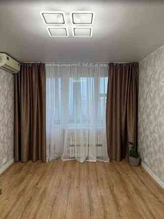 3 кім 69 м2 кухня 10 м2 багатоповерхівка район ПОКРОВСЬКОГО (КОМУНАР) Дніпро