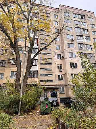 Сдам трехкомнатную на Армейской парк  Победы Одеса