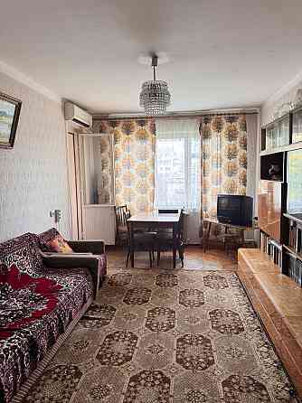 Сдам трехкомнатную на Армейской парк  Победы Одеса