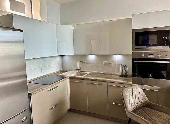 Оренда 2к квартири Оболонь 50м2 Володимира Івасюка Генератор Київ