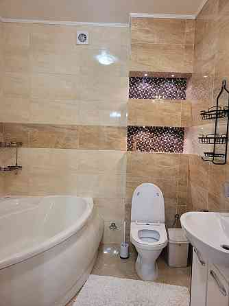 Оренда 1 км.кв.Нац.Гвардії (міст.Паркове),поряд Центр,парк,озеро,є все Івано-Франківськ