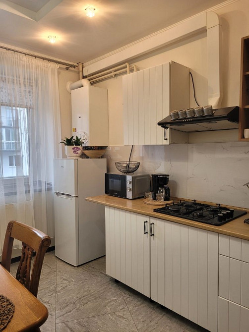 Оренда 1 км.кв.Нац.Гвардії (міст.Паркове),поряд Центр,парк,озеро,є все Івано-Франківськ - зображення 2