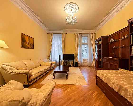 Оренда найкращої квартири в центрі Львова біля парку Ів.Франка Львов