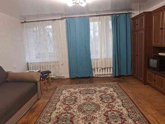 1 кв. Борщагівка, ТРЦ "Квадрат" Київ