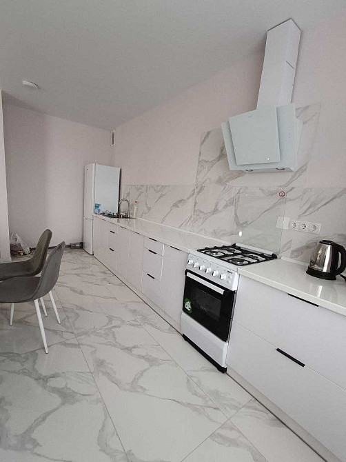 Здам простору квартиру на Виставці Хмельницький - зображення 7