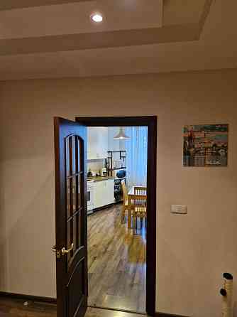 3х кімнатна квартира + парко місце. Оренда. Київ