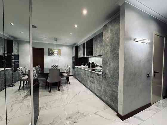 Продаж ДИЗАЙНЕРСЬКОЇ квартири 102 м2 в ЖК PARK AVENUE VIP 8 поверх ! Київ