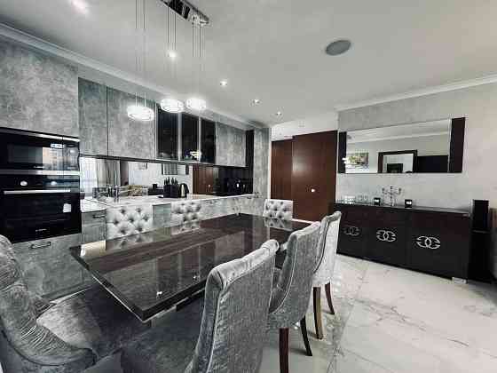 Продаж ДИЗАЙНЕРСЬКОЇ квартири 102 м2 в ЖК PARK AVENUE VIP 8 поверх ! Київ