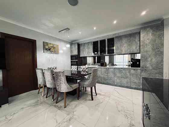 Продаж ДИЗАЙНЕРСЬКОЇ квартири 102 м2 в ЖК PARK AVENUE VIP 8 поверх ! Київ