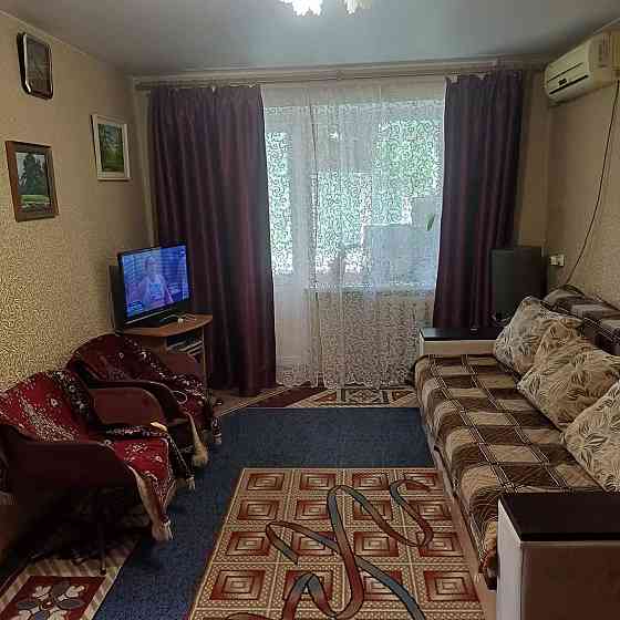 Продаж 2к квартири центр Жаботинського Інтурист Україна Запоріжжя