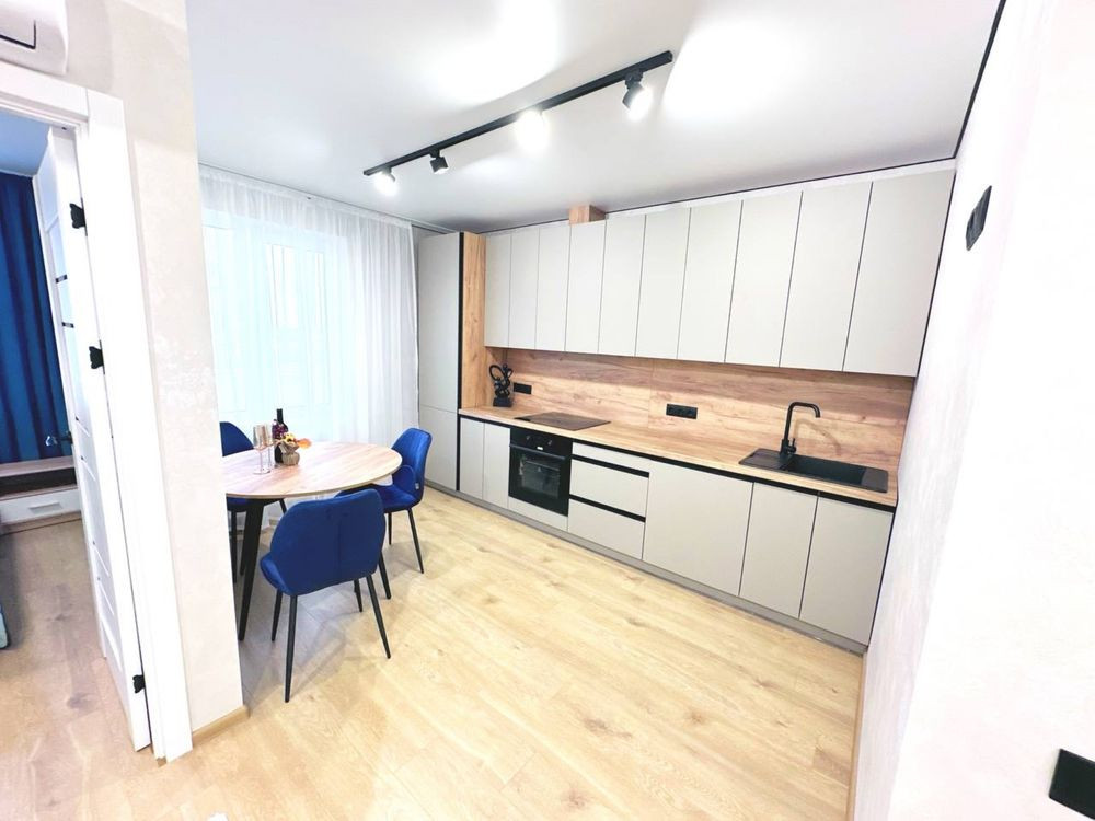 Продам квартиру в Новосілках ЖК Озерний Великие Новоселки - изображение 1