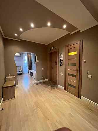 2 кімнатна квартира в крутому комплексі місто в місті Святопетрівське (Києво-Свят.р-н)