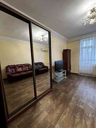 Продаж 2к повнометражної квартири центр проспект Сталеварів Запоріжжя