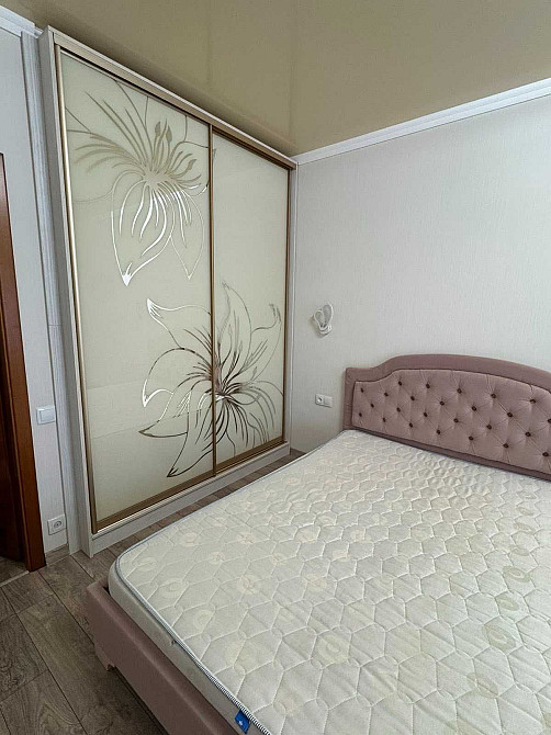 Продам квартиру с ремонтом в ЖК Радужный, 4 этаж Лиманка - зображення 2