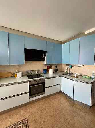 сдам свою квартиру ЕСТЬ ГЕНЕРАТОР 2 комнаты "Белый дом" ГЛУШКО Одеса