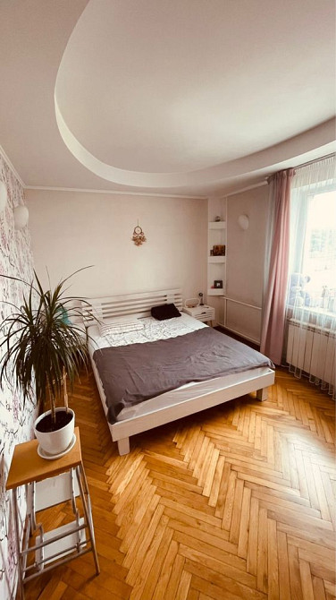 Палац  Україна Либідська Малевича 111 2 кім Kyiv - photo 2