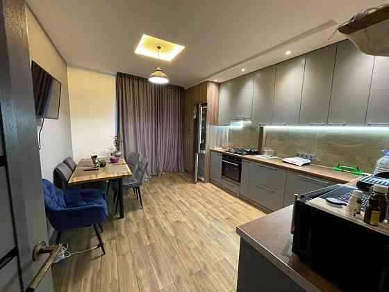 Оренда  двокімнатна квартира Калинова Слобода Крихівці