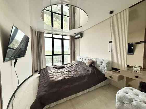 Продаж двокімнатної квартири з дизайнерським ремонтом!Вид на парк! Ірпінь