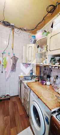 Продам 2ком кв раздельными комнатами и гардеробной на ул Байрона Харьков